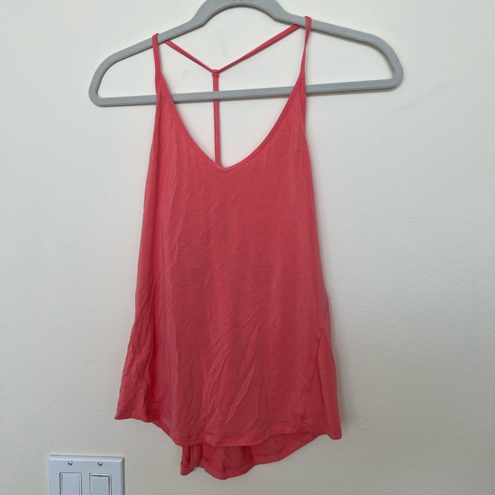 Lululemon salmon pink tank top